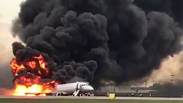 Şeremetyevo Havalimanı’nda uçak yangını - Sputnik Türkiye
