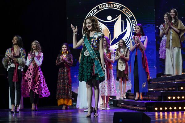 Kazakistan Güzeli 2019 yarışması - Sputnik Türkiye