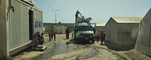 Şanlıurfa’nın Suruç ilçesinde Suriyeli mültecilerin kaldığı Suruç Çadır Kent Geçici Barınma Merkezi  - Sputnik Türkiye