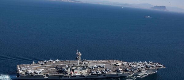 USS Abraham Lincoln  - Sputnik Türkiye