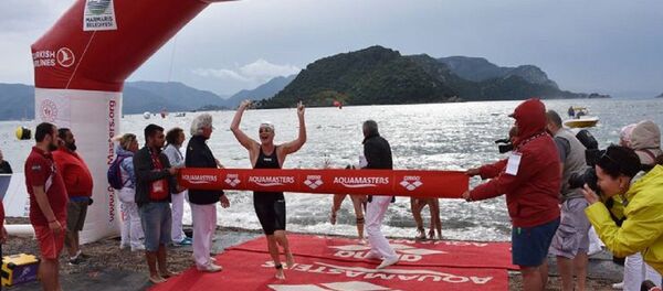 yüzme yarışı - Sputnik Türkiye