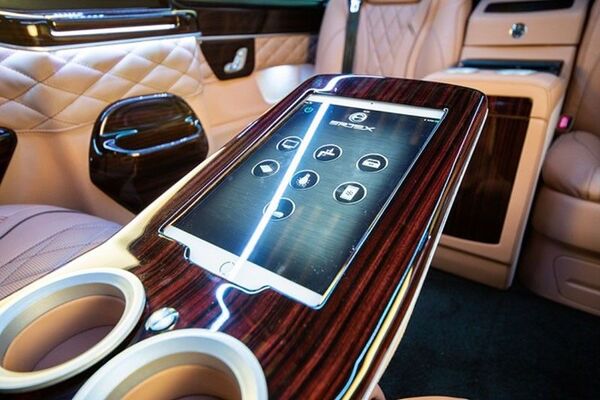 Türkiye'den Katar kraliyet ailesine 8 adet ultra lüks otomobil - Sputnik Türkiye