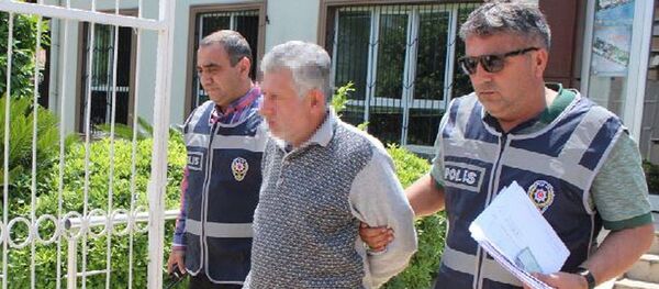 Çocukları istismar eden kişi - Sputnik Türkiye