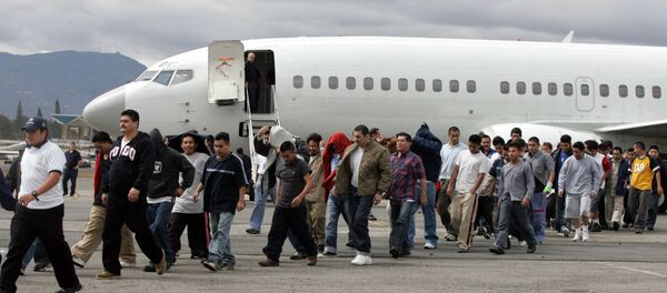 ABD-sınır dışı edilen göçmenler - Sputnik Türkiye