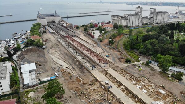 Haydarpaşa’da ortaya çıkan 1700 yıllık tarih havadan görüntülendi - Sputnik Türkiye