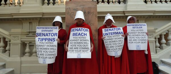 ABD'nin Georgia eyaletinde kürtaj hakkını kaldıran yasa protesto edildi. - Sputnik Türkiye