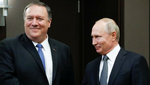 ‘Putin ile Pompeo, iyi ve somut bir görüşme gerçekleştirdi’ - Sputnik Türkiye