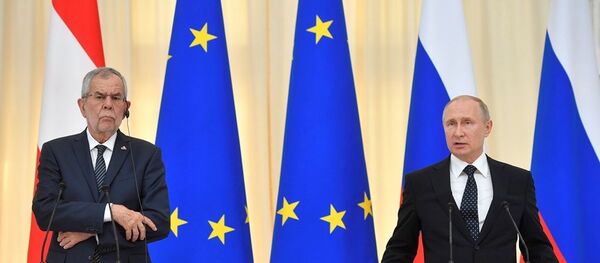 Alexander Van der Bellen - Vladimir Putin  - Sputnik Türkiye