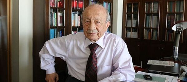 Hikmet Sami Türk - Sputnik Türkiye