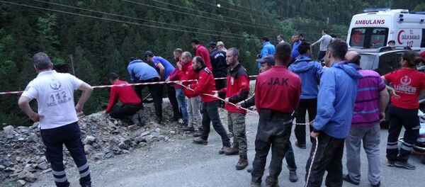 AA muhabirini arama çalışmalarında 2 asker suya kapılarak hayatını kaybetti - Sputnik Türkiye