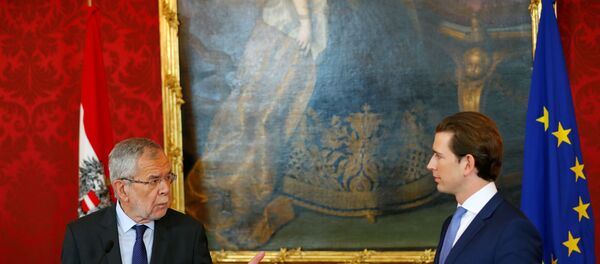 Avusturya Cumhurbaşkanı Alexander van der Bellen- Başbakan Sebastian Kurz - Sputnik Türkiye