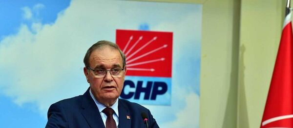 Faik Öztrak - Sputnik Türkiye