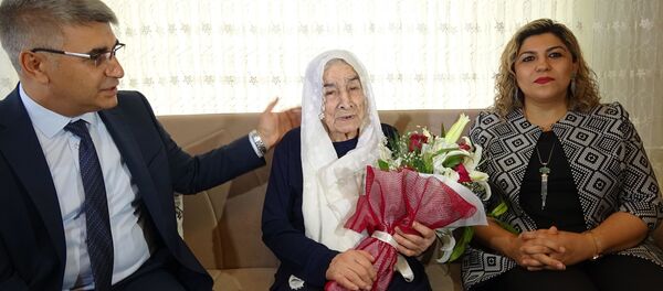 100 yaşındaki Nazire Baş - Sputnik Türkiye