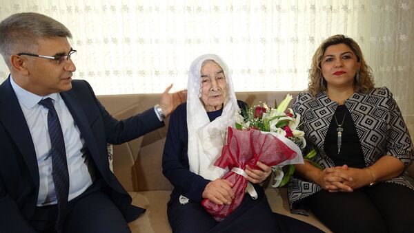 100 yaşındaki Nazire Baş - Sputnik Türkiye