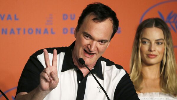 Ünlü yönetmen Quentin Tarantino ve oyuncu Margot Robbie - Sputnik Türkiye