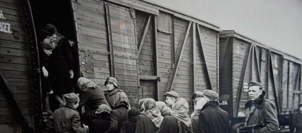 Ankara'daki 'Kırım Tatar Sürgünü' etkinliğinde sahte fotoğraflar kullanıldı - Sputnik Türkiye