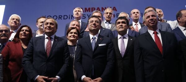 CHP - Ekrem İmamoğlu - Mansur Yavaş -  - Sputnik Türkiye