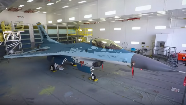 ABD, F-16 hayalet uçağını Rus Su-57 uçağı gibi boyadı - Sputnik Türkiye