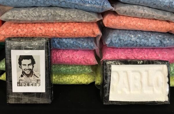 İstanbul’da 1 milyon 800 bin adet uyuşturucu hap ele geçirildi - Sputnik Türkiye