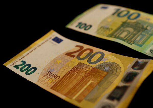 Yeni 100 ve 200 euro'luk banknotlar tedavülde - Sputnik Türkiye
