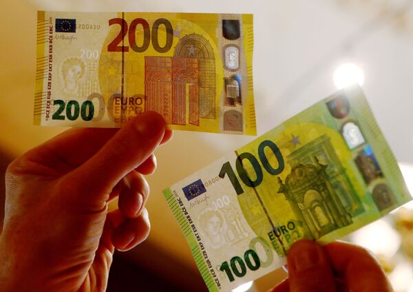Yeni 100 ve 200 euro'luk banknotlar tedavülde - Sputnik Türkiye
