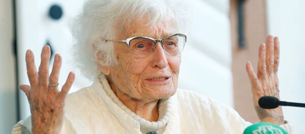  Lisel Heise - Sputnik Türkiye