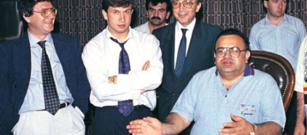 Fenerbahçe eski başkanlarından Metin Aşık - Sputnik Türkiye