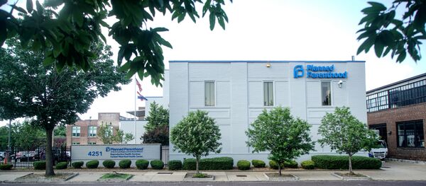 ABD'nin Missouri eyaletinde kalan son kürtaj kliniğinin de lisansı yenilenmedi. ABD'nin Missouri eyaletinde kalan son kürtaj kliniğinin de lisansı yenilenmedi. - Sputnik Türkiye