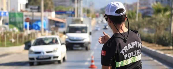 Trafik polisi - Sputnik Türkiye