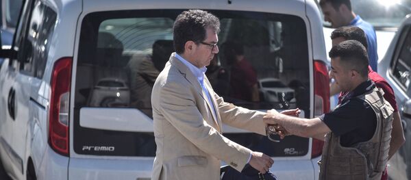 Kadri Gürsel - Sputnik Türkiye