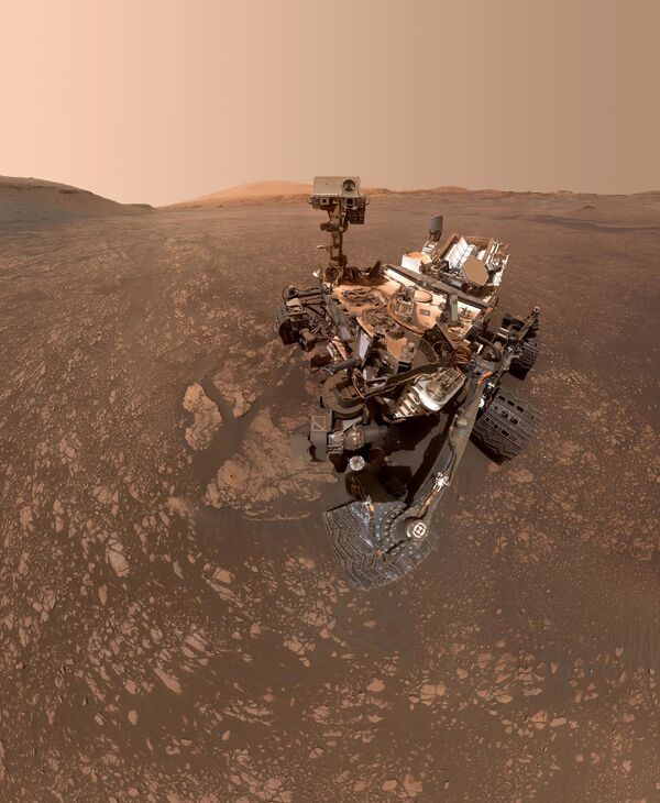 Curiosity keşif aracı, Mars’ta büyük kil minerallerine rastladı. - Sputnik Türkiye