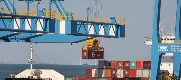 ABD, Çin mallarından yüzde 25 vergi almaya başladı - Sputnik Türkiye