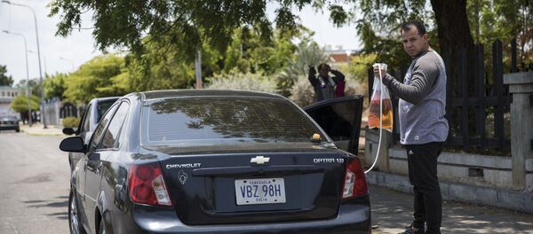 Venezüella- Benzin- Otomobil - Sputnik Türkiye