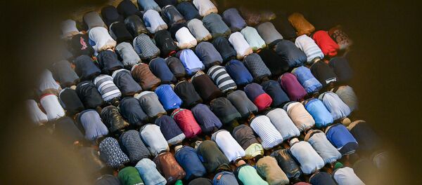 Moskova'da bayram namazı  - Sputnik Türkiye