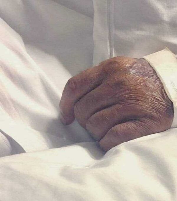 Fuat Uğur'un iddiası: Gülen intihar girişiminde bulundu Fuat Uğur'un iddiası: Gülen intihar girişiminde bulundu - Sputnik Türkiye