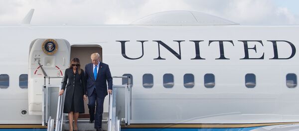 ABD Başkanaı Donald Trump - başkanlık uçağı Air Force One - Sputnik Türkiye