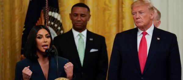 ABD Başkanı Donald Trump ve reality şov yıldızı Kim Kardashian - Sputnik Türkiye