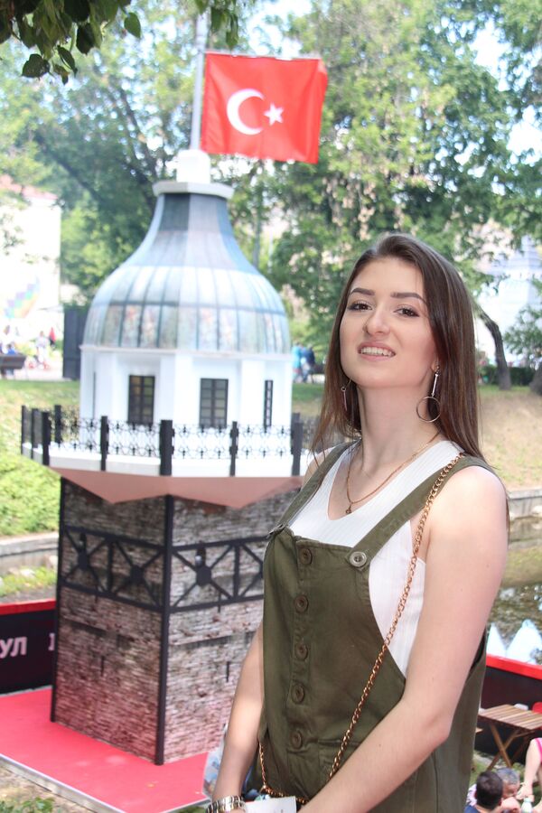 Türkiye Festivali ziyaretçileri: Kapadokya ve İstanbul’u görmeyi hayal ediyoruz - Sputnik Türkiye