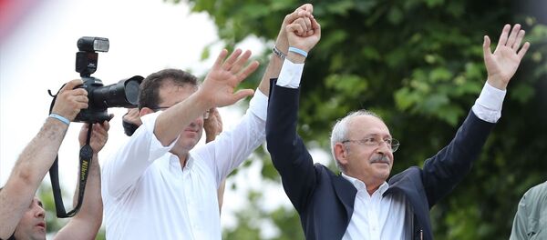 CHP Genel Başkanı Kemal Kılıçdaroğlu ile CHP İstanbul Büyükşehir Belediye Başkan Adayı Ekrem İmamoğlu - Sputnik Türkiye