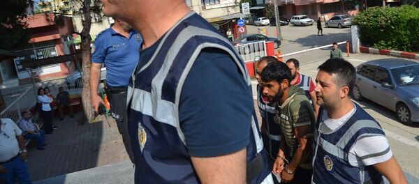 kız kardeşini öldüren Suriyeli kız kardeşini öldüren Suriyeli - Sputnik Türkiye