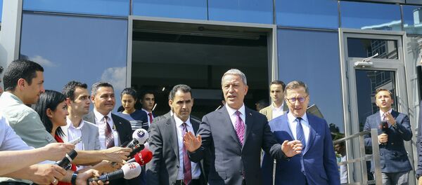 Milli Savunma Bakanı Hulusi Akar Milli Savunma Bakanı Hulusi Akar - Sputnik Türkiye
