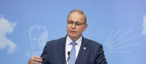 Faik Öztrak - Sputnik Türkiye