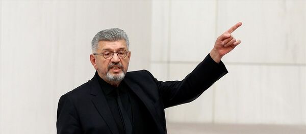 Cihangir İslam - Sputnik Türkiye