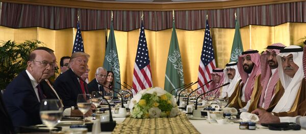 ABD Başkanı Donald Trump ve Suudi Veliaht Prensi Muhammed Bin Selman - Sputnik Türkiye