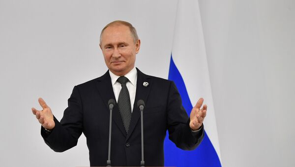 Vladimir Putin G20 zirvesinde basın toplantısında - Sputnik Türkiye