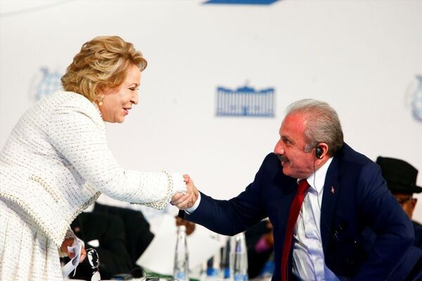 TBMM Başkanı Şentop: Terörizmle mücadelede samimi olunmalı - Sputnik Türkiye