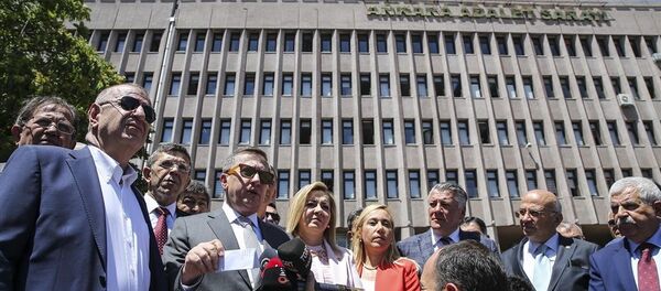 İYİ Parti, TRT, suç duyurusu - Sputnik Türkiye