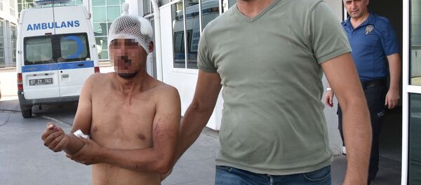 Pencereden girdiği evdeki kadına tecavüze kalkışıp, bıçaklayan kişi yakalandı - Sputnik Türkiye