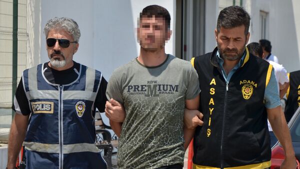 Adana’da 4 milyon 795 bin euro'luk vurgunun firarilerinden biri yakalandı - Sputnik Türkiye