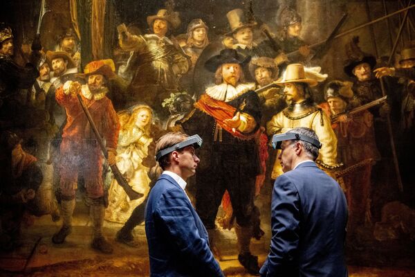 Askeri operasyon gibi: Rembrandt'ın 'Gece Devriyesi' tablosunun restorasyon süreci başladı Askeri operasyon gibi: Rembrandt'ın 'Gece Devriyesi' tablosunun restorasyon süreci başladı - Sputnik Türkiye